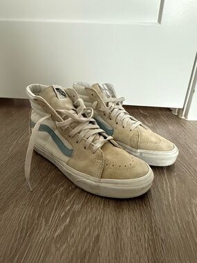 High-Top Suede Sneakers in Beige with Blue Accent Men 7.5 Women 9.0